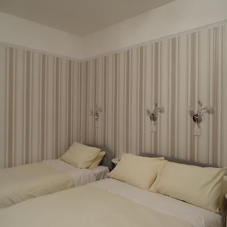 Adam Guest House Περθ Εξωτερικό φωτογραφία