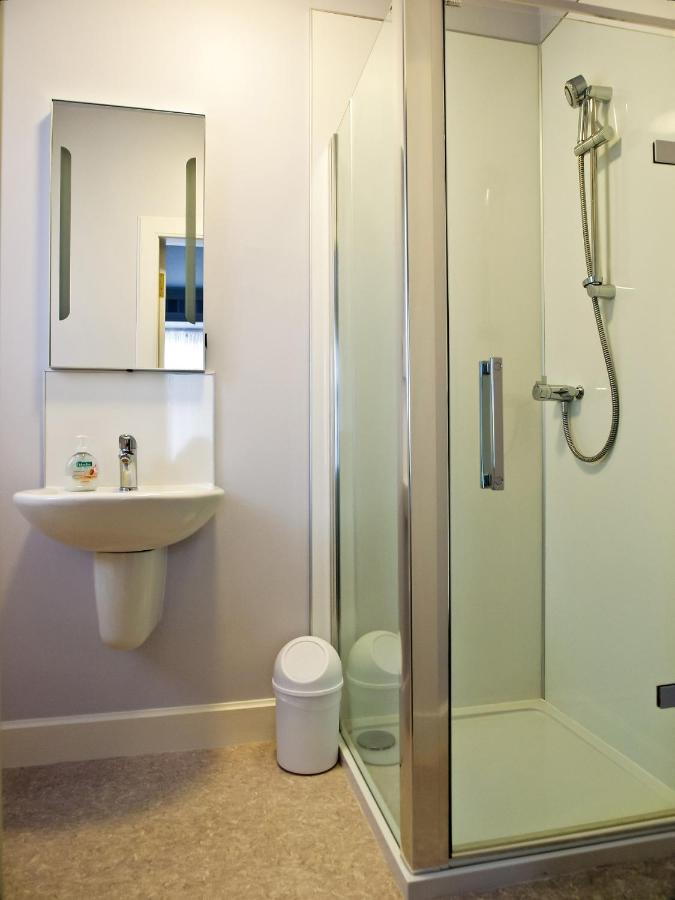 Adam Guest House Περθ Εξωτερικό φωτογραφία